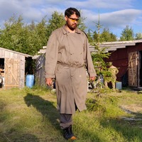 - Jag er omgiven av idjuter